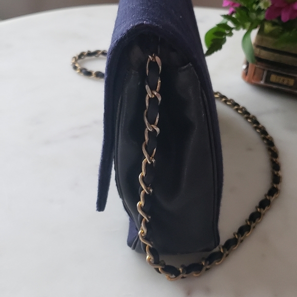 Vintage chanel purse - Picture 5 of 8